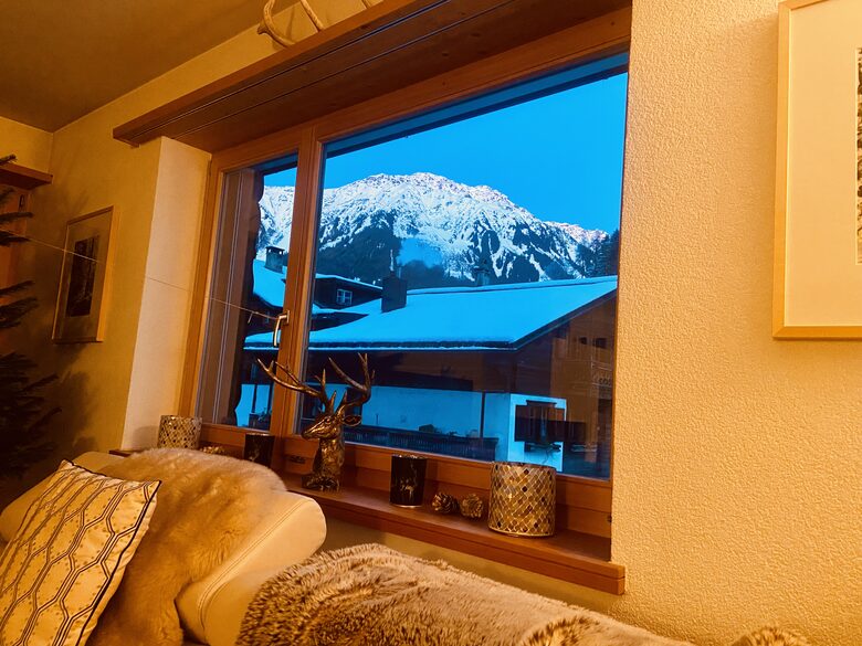 Luxury 3 BR Apartment in Traditional Alpine Ski Chalet - Klosters, Switzerland