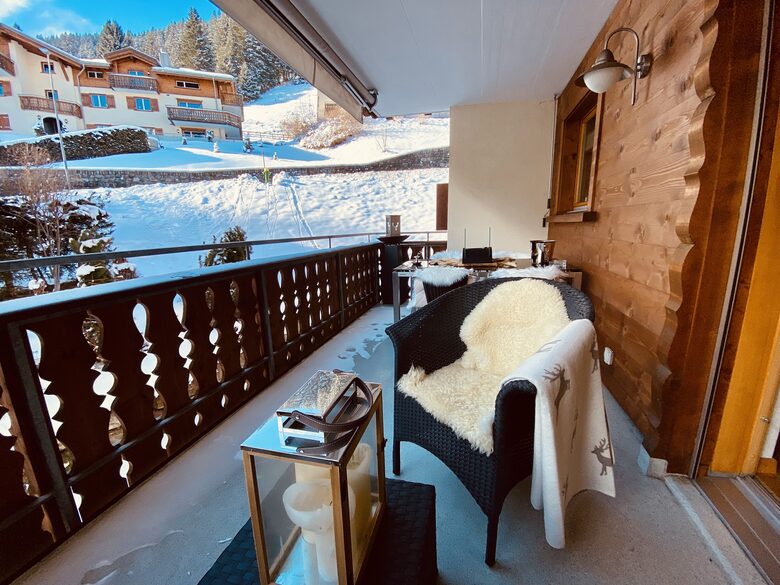 Luxury 3 BR Apartment in Traditional Alpine Ski Chalet - Klosters, Switzerland