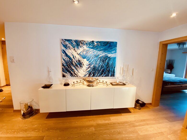 Luxury 3 BR Apartment in Traditional Alpine Ski Chalet - Klosters, Switzerland