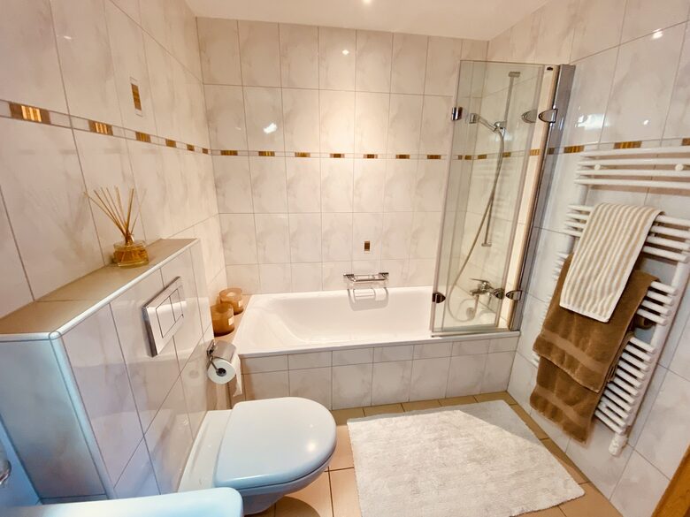 Luxury 3 BR Apartment in Traditional Alpine Ski Chalet - Klosters, Switzerland