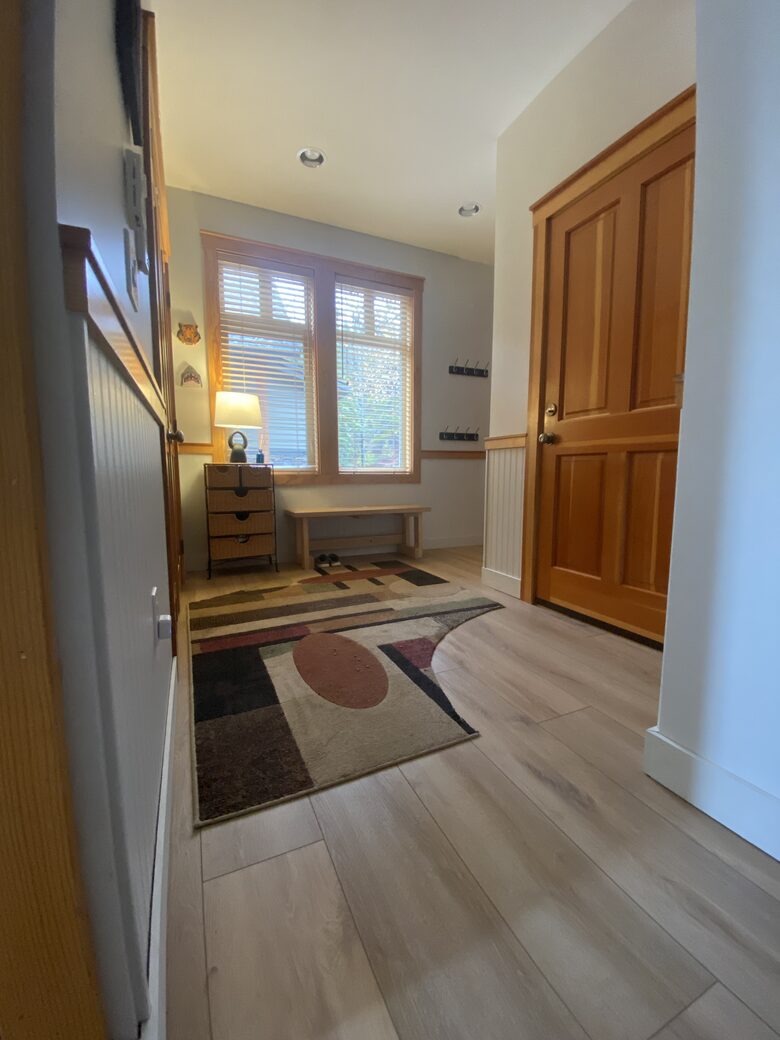 Greywolf Golf Course Retreat with Ski Access - Invermere, Canada