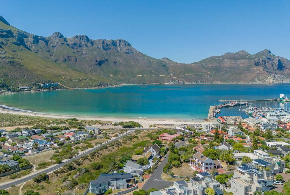 Panoramic Hout Bay Retreat with Private Studio & Iconic Mountain Views - Cape Town, South Africa