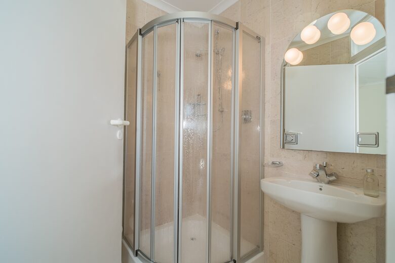 Panoramic Hout Bay Retreat with Private Studio & Iconic Mountain Views - Cape Town, South Africa