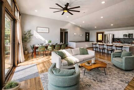 Wisconsin Lake House with Beach & Game Room - New Lisbon, Wisconsin