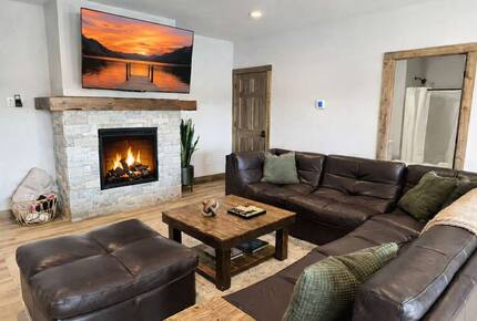 Wisconsin Lake House with Beach & Game Room - New Lisbon, Wisconsin