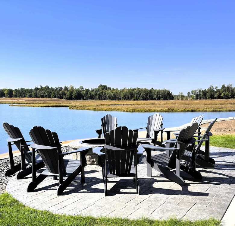 Wisconsin Lake House with Beach & Game Room - New Lisbon, Wisconsin