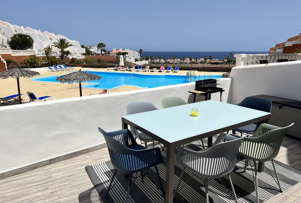 A Refined Apartment with Ocean Views - San Miguel de Abona, Spain