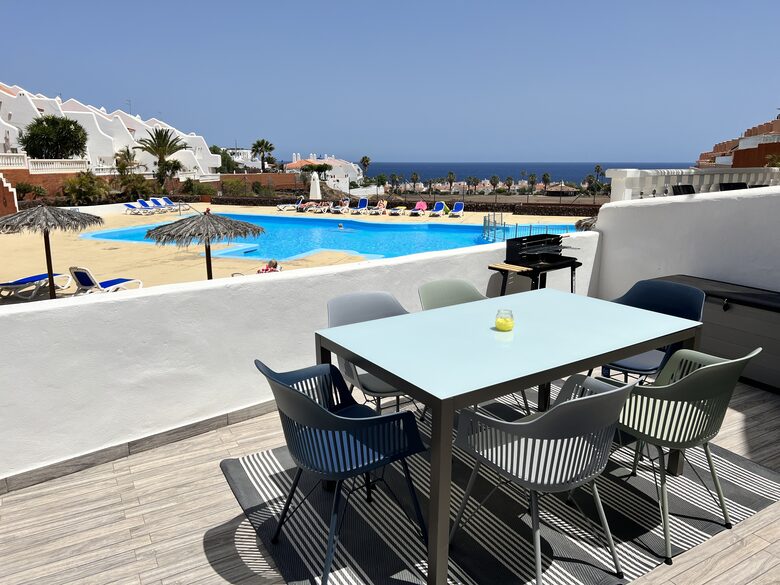 A Refined Apartment with Ocean Views - San Miguel de Abona, Spain