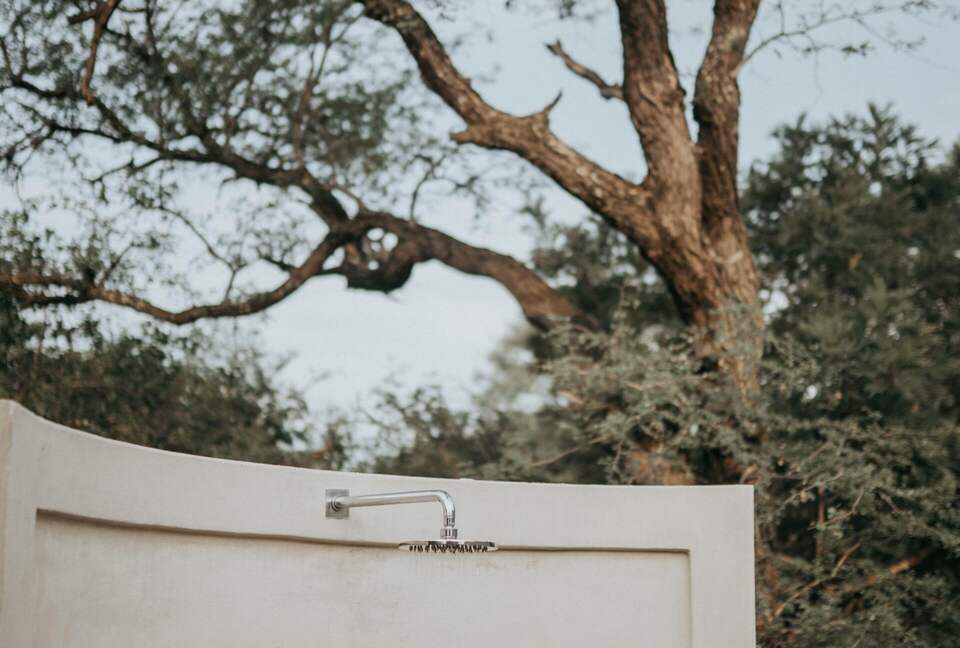 Refined Lowveld Living on a Wildlife Estate - Hoedspruit, South Africa