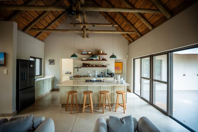 Refined Lowveld Living on a Wildlife Estate - Hoedspruit, South Africa