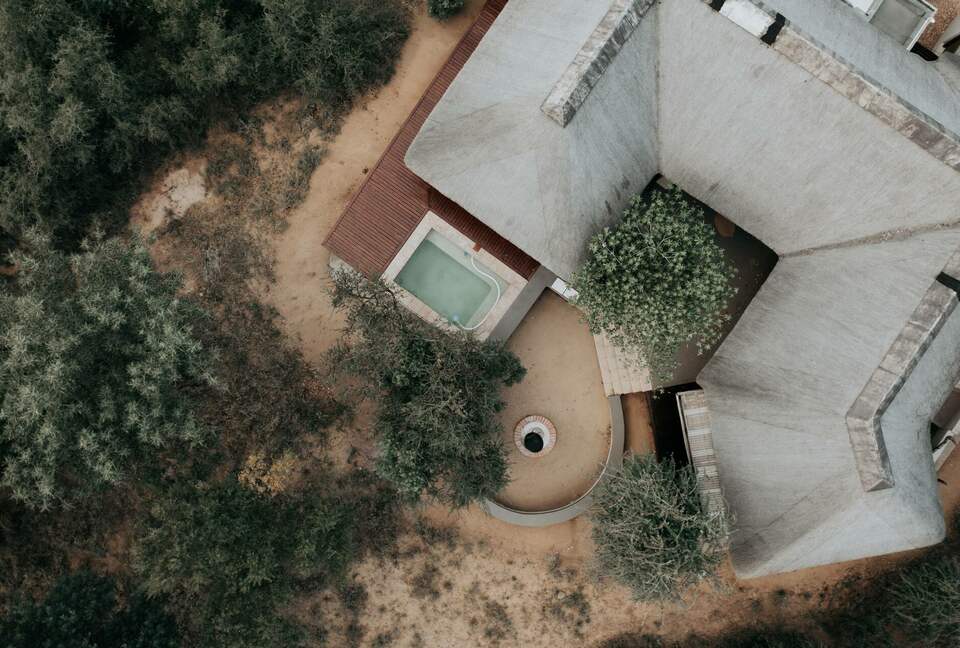 Refined Lowveld Living on a Wildlife Estate - Hoedspruit, South Africa