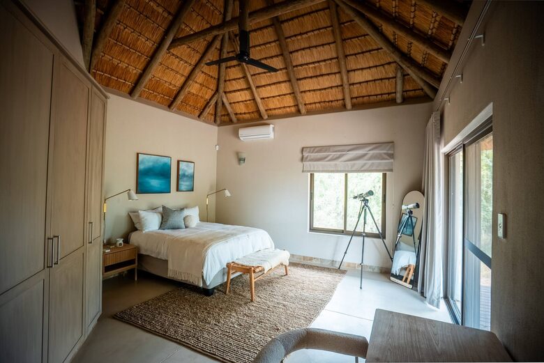 Refined Lowveld Living on a Wildlife Estate - Hoedspruit, South Africa