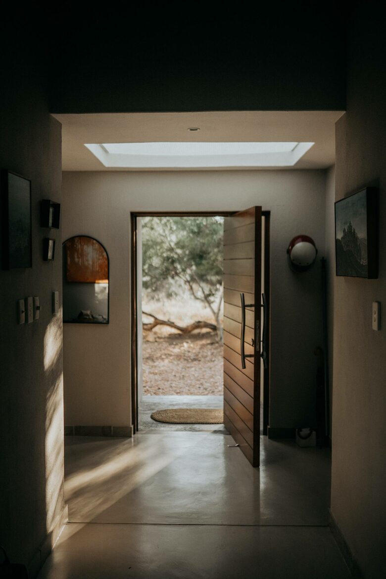 Refined Lowveld Living on a Wildlife Estate - Hoedspruit, South Africa