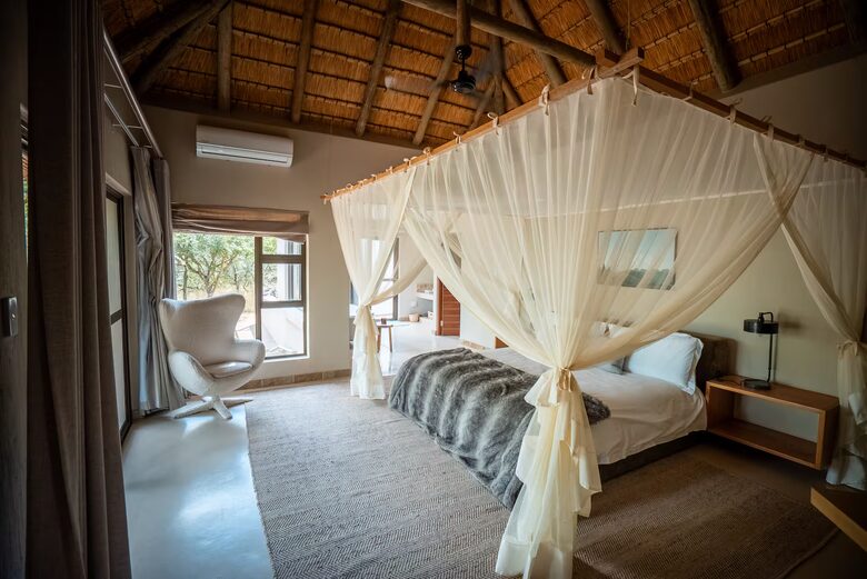 Refined Lowveld Living on a Wildlife Estate - Hoedspruit, South Africa