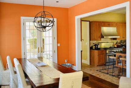 Modern Hamptons Retreat on 1 Acre Near Beach & Village - Westhampton, New York