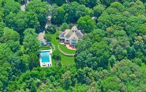 Modern Hamptons Retreat on 1 Acre Near Beach & Village - Westhampton, New York