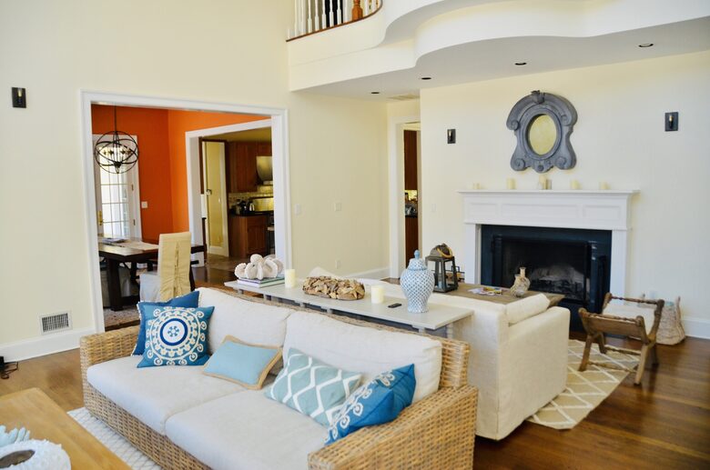 Modern Hamptons Retreat on 1 Acre Near Beach & Village - Westhampton, New York