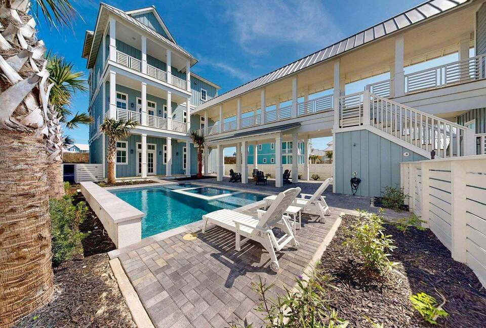 Gulf View Tower Retreat in Port Aransas - Port Aransas, Texas