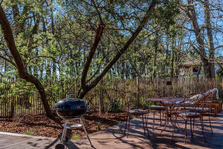 The Pines & The Bassin | An Exclusive Waterfront Villa - Arès, France