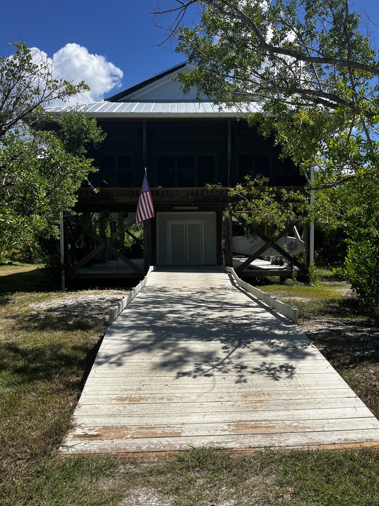 Sunny Placida Getaway with Easy Beach Access - Placida, Florida