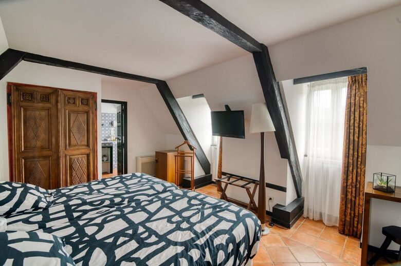 Timeless Elegance in the French Countryside - La Fouillade, France