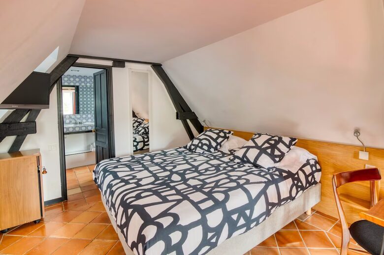 Timeless Elegance in the French Countryside - La Fouillade, France