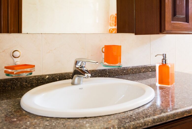 Refined Madeira Villa | Harbor and Mountain Scenery - Funchal, Portugal