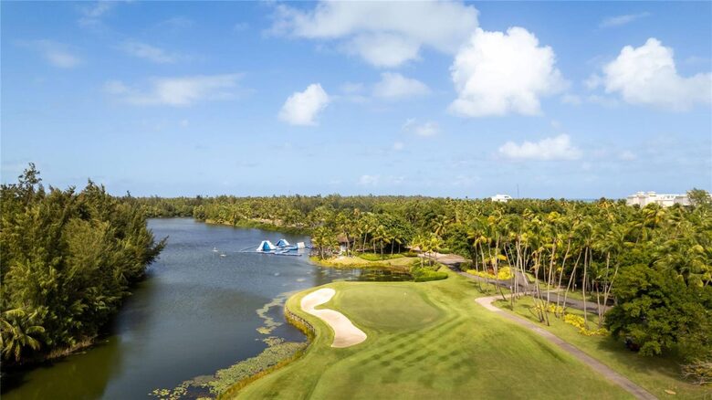 Four Seasons Bahia Beach Retreat with Golf & Lake Views - Río Grande, Puerto Rico