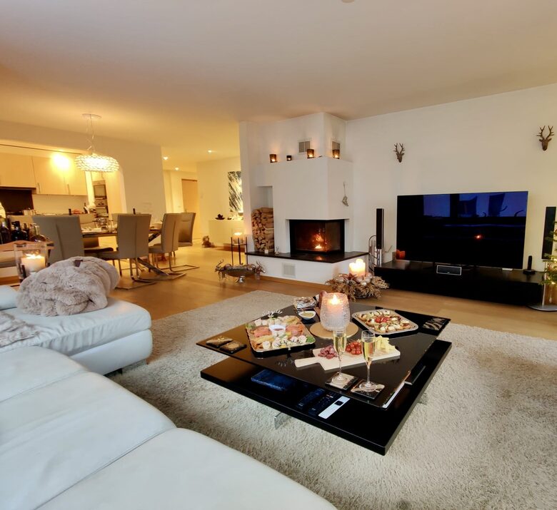 Luxury 3 BR Apartment in Traditional Alpine Ski Chalet - Klosters, Switzerland