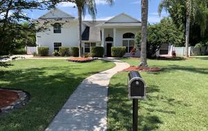 Waterside Elegance Near Disney - Kissimmee, Florida