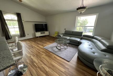 Waterside Elegance Near Disney - Kissimmee, Florida