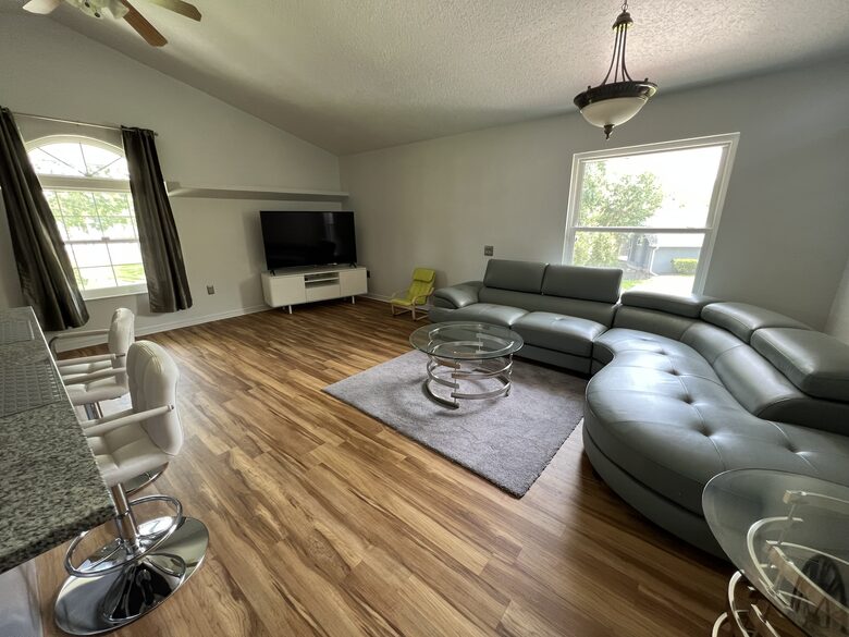 Waterside Elegance Near Disney - Kissimmee, Florida