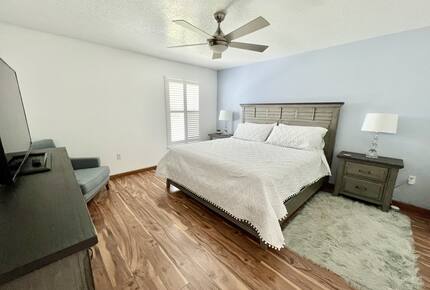 Waterside Elegance Near Disney - Kissimmee, Florida