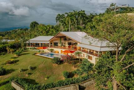 Villa Pelícano | Oceanview Estate with Private Chef & Concierge - Manuel Antionio, Costa Rica