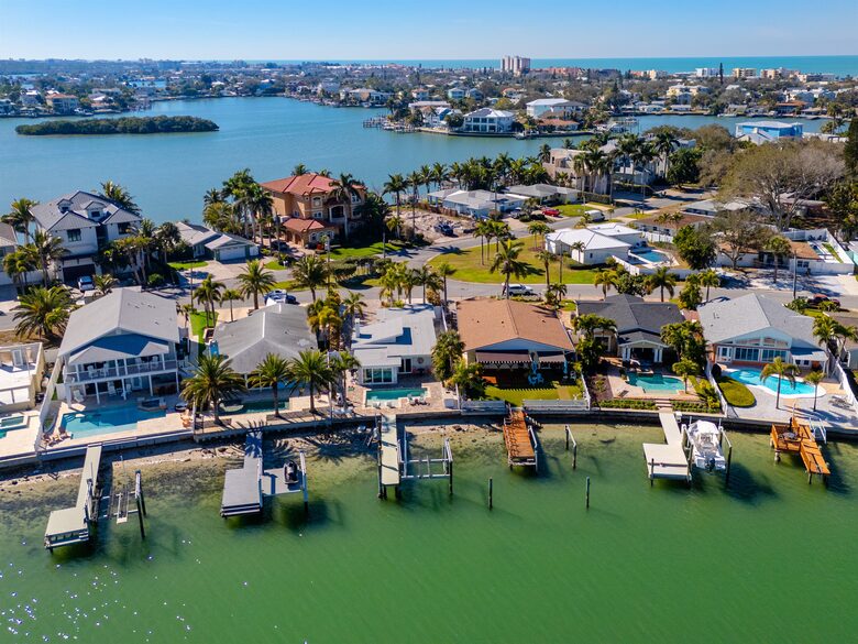 Intracoastal Oasis at Indian Rocks Beach - Indian Rocks Beach, Florida
