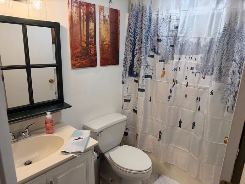 Cozy Ski-Inspired Escape at Mount Snow - West Dover, Vermont