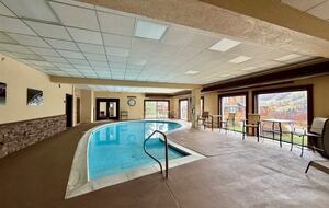 Cozy Ski-Inspired Escape at Mount Snow - West Dover, Vermont