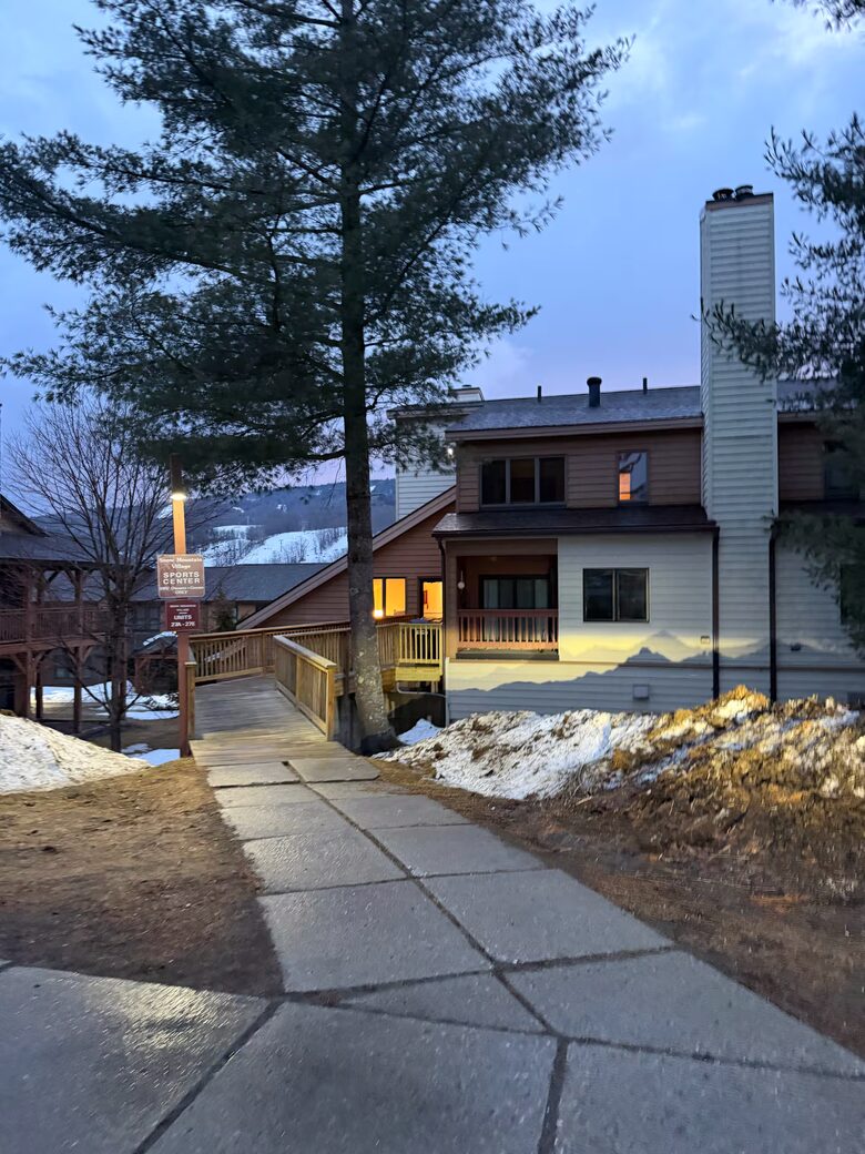 Cozy Ski-Inspired Escape at Mount Snow - West Dover, Vermont