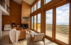 Light-Filled Beachfront Home for Unscripted Days - Hatteras, North Carolina