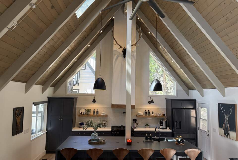 A-Frame Modern Mountain Retreat in Lake Arrowhead - Lake Arrowhead, California