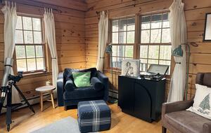 Private Catskills Log Retreat Near Woodstock - Bearsville, New York