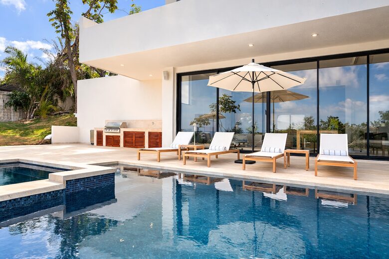 Caribbean Luxury Haven in Rose Hall Golf Community - Montego Bay, Jamaica