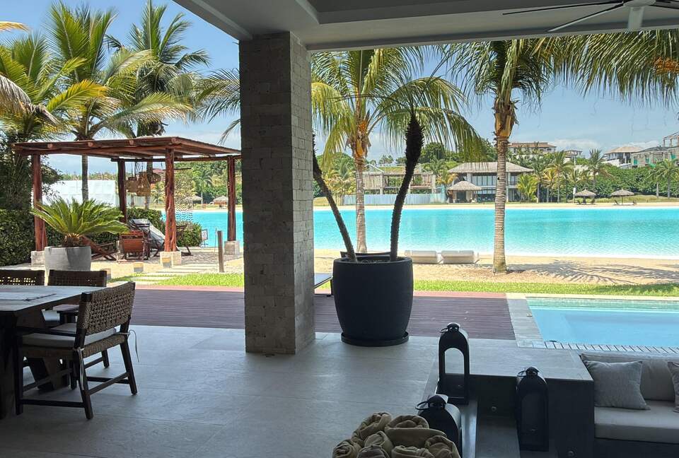 A Hidden Paradise Above the Crystal Lagoon - Santa Elena Canton, Ecuador