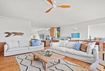 Oceanview Architectural Retreat at MacMasters Beach - Macmasters Beach, Australia