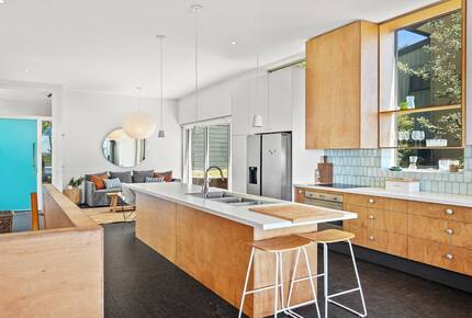 Oceanview Architectural Retreat at MacMasters Beach - Macmasters Beach, Australia