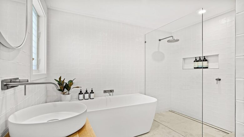 Oceanview Architectural Retreat at MacMasters Beach - Macmasters Beach, Australia