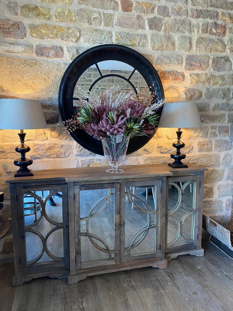 18th Century Inspired Getaway Adjoining a Castle Estate - Saint-Germain-du-Bois, France