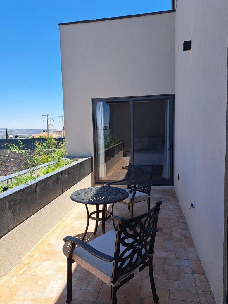 Contemporary Sanctuary in San Miguel - San Miguel de Allende, Mexico