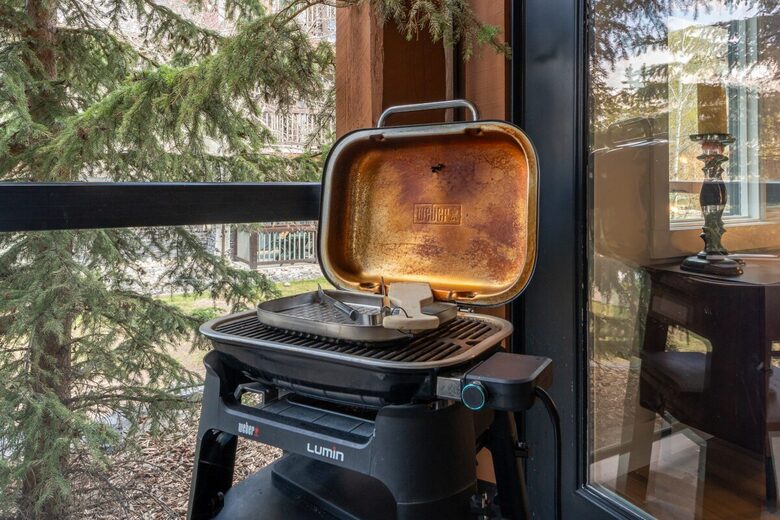 Canmore Mountain Retreat at Solara Resort - Canmore, Canada