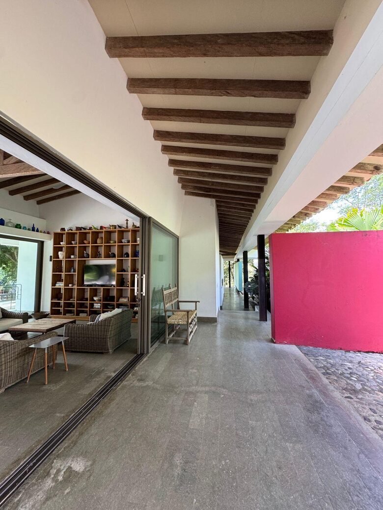 Luxury Villa Pool and garden - Bolombolo, Colombia